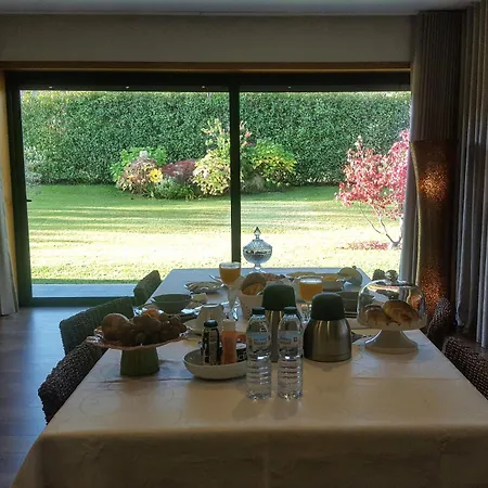 Casa Do Padreiro Gæstehus